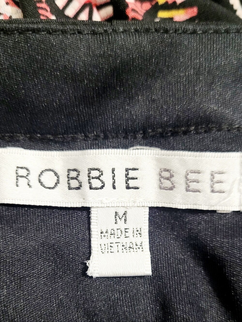 Robbie Bee Dress Medium Black Pink Medallion Print Swing Shift Stretch Casual - Picture 8 of 12